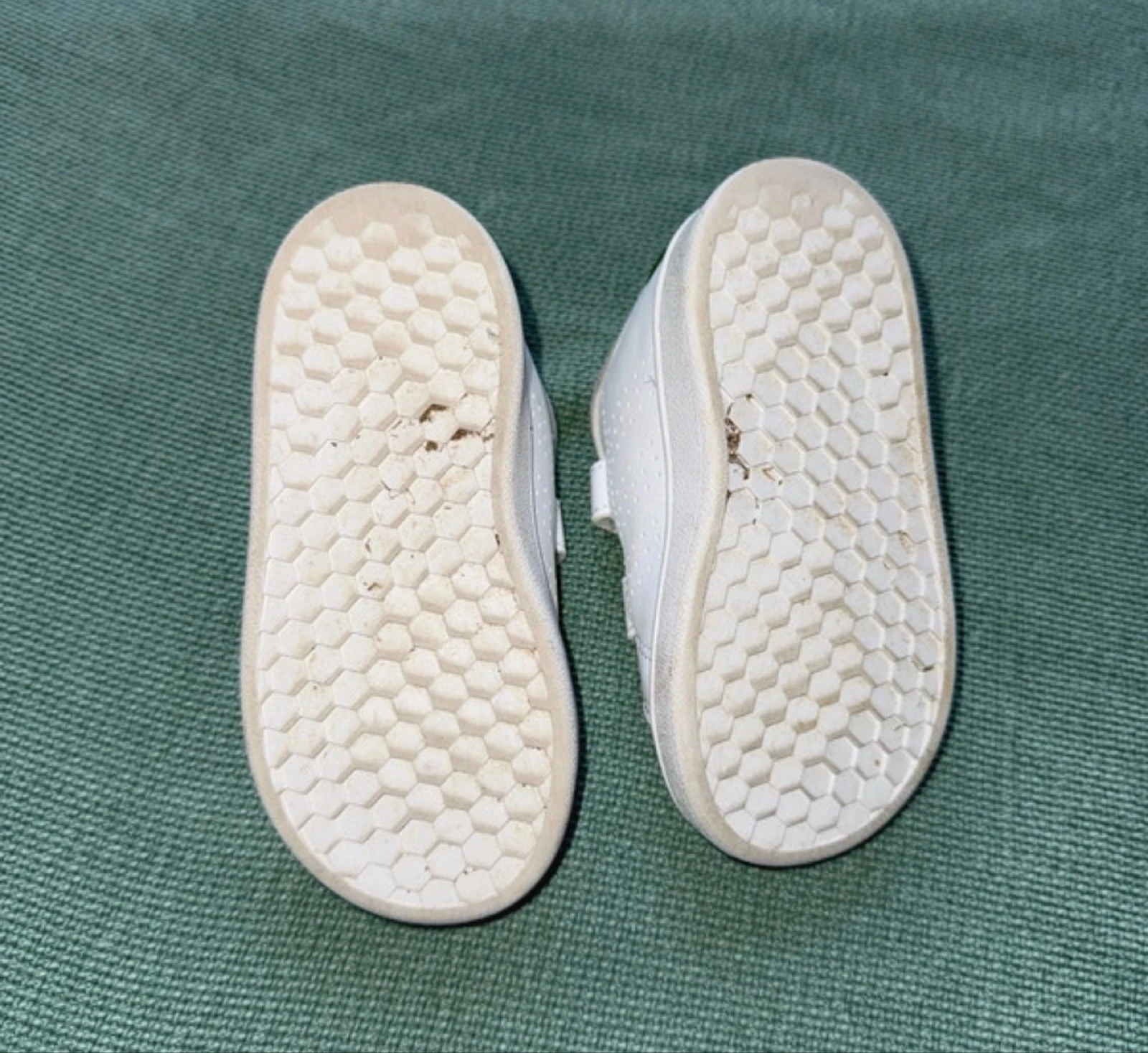 Tênis Adidas T22 Brancos com Defeito 👟 – photo 9